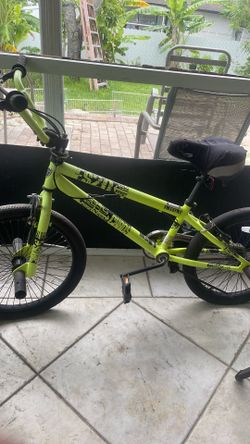 green bmx bike