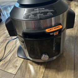 NINJA Foodi XL Pressure Cooker  Steam Fryer with SmartLid