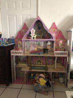 Big And Excellent Barbie House And Toys House