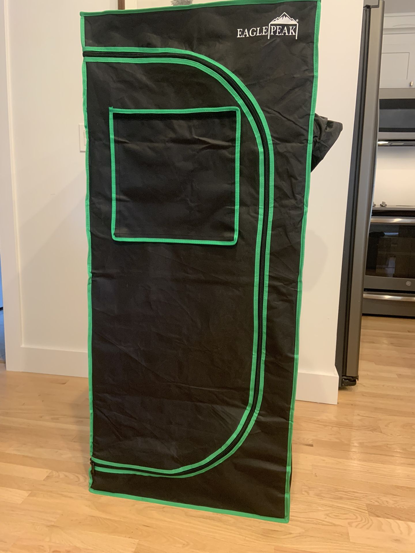 2x2 Grow Tent w Mars Hydro Light, Inline Tube Fan and Filter