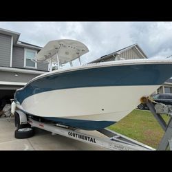 2012 SEAFOX 256 CC