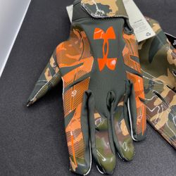 Under Armour Football Receiver Gloves Camo