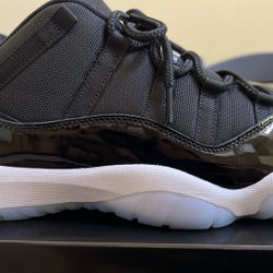 Air Jordan 11 Low “Space Jam”