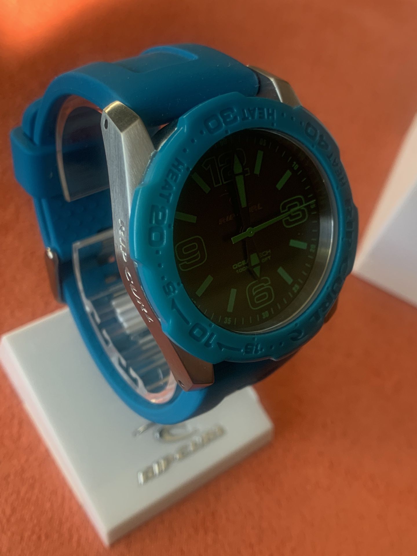 Rip Curl Tubes Heat Bezel Surf Skate Watch New In Box