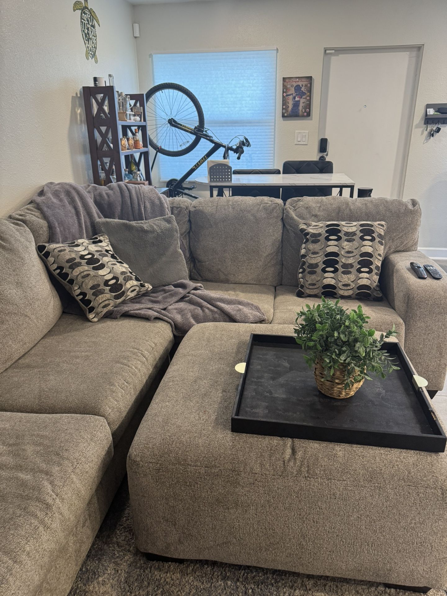 Ballinasloe 3-piece Sectional With Ottoman