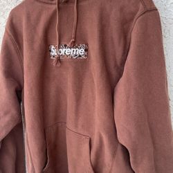 Supreme Hoodie