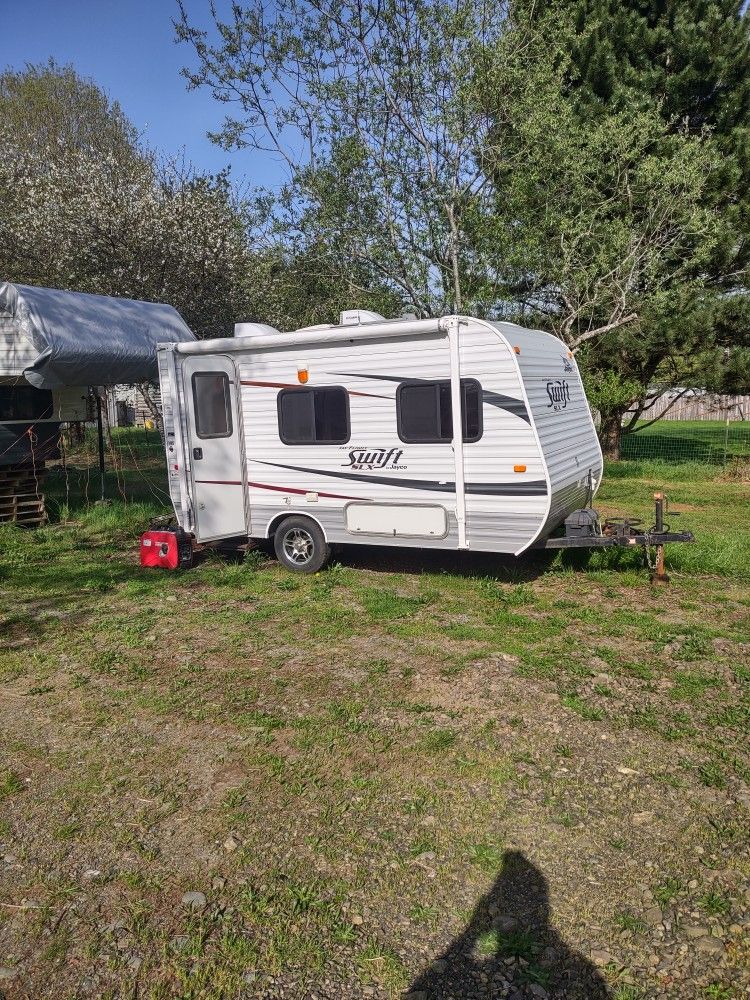 16 Foot Jayco Camp Trailer for Sale in Grays Harbor County, WA - OfferUp