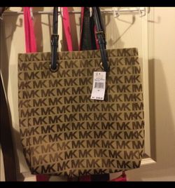 Michael Kors Authentic