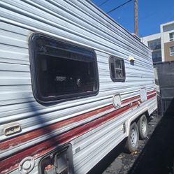 1996 TRAVEL TRALIERS