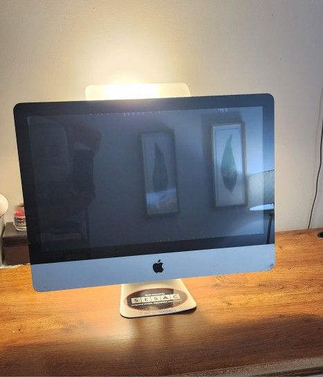Apple Computer - iMac (2011)