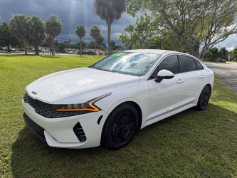 2022 Kia K5