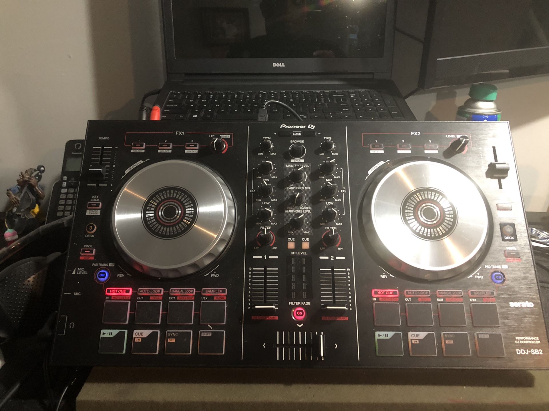 Pioneer DDJ Controller with 2 pre amped speaker’s with stands