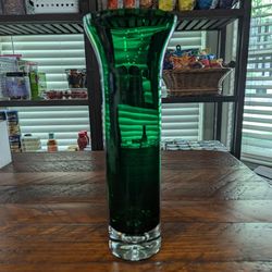 Makora Krosno Hand Blown Green Vase  12"