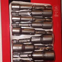 DESTORNILLADORES DE TUERCAS MAGNÉTICOS