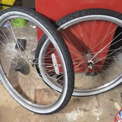 Pair 26 inch Bicycle Wheels w/ Tires