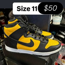 Nike Dunks Bumble Bee Size 11 Men 