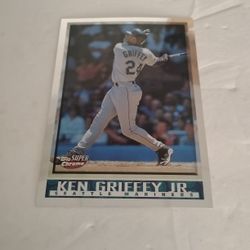 Topps 1998 Ken Griffey Jr. Super Chrome - Large 4" By 6"  Card #28
