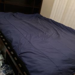 Full size bed w/mattress