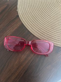 Women’s Pink Sunglasses