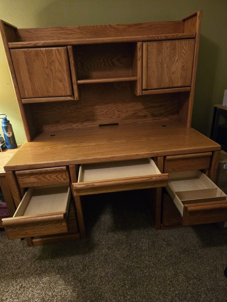 Great Desk