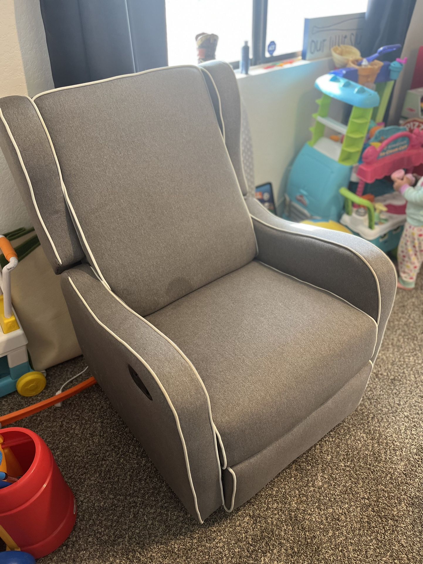 Swivel And Glide Rocking Chair! 