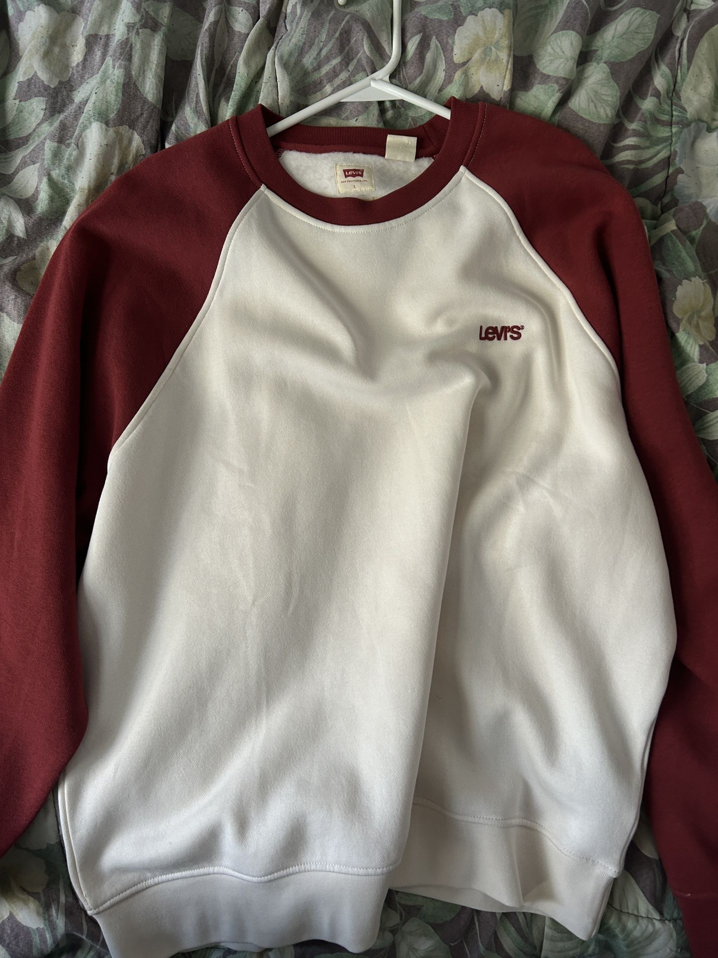 Levi’s Sweatshirt