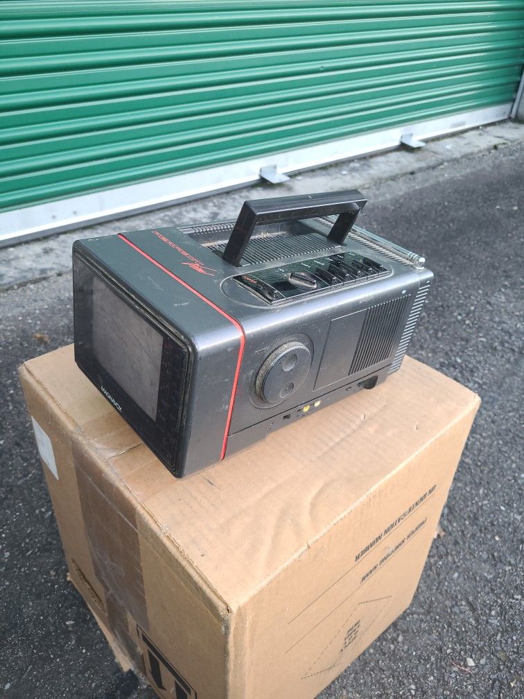 Magnavox 5" Television AM, FM, UHF, VHF H, VHF L