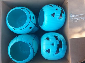Multiple HALLOWEEN BUCKETS