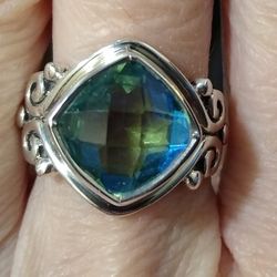 Stunning 🆕 Genuine Quartz Sterling Silver Designer Ring SIZE 7! 💍💚💙