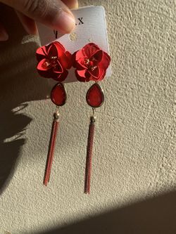 Max fashion red flower earring