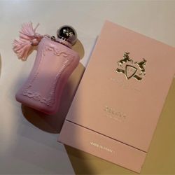 Delina Perfume 