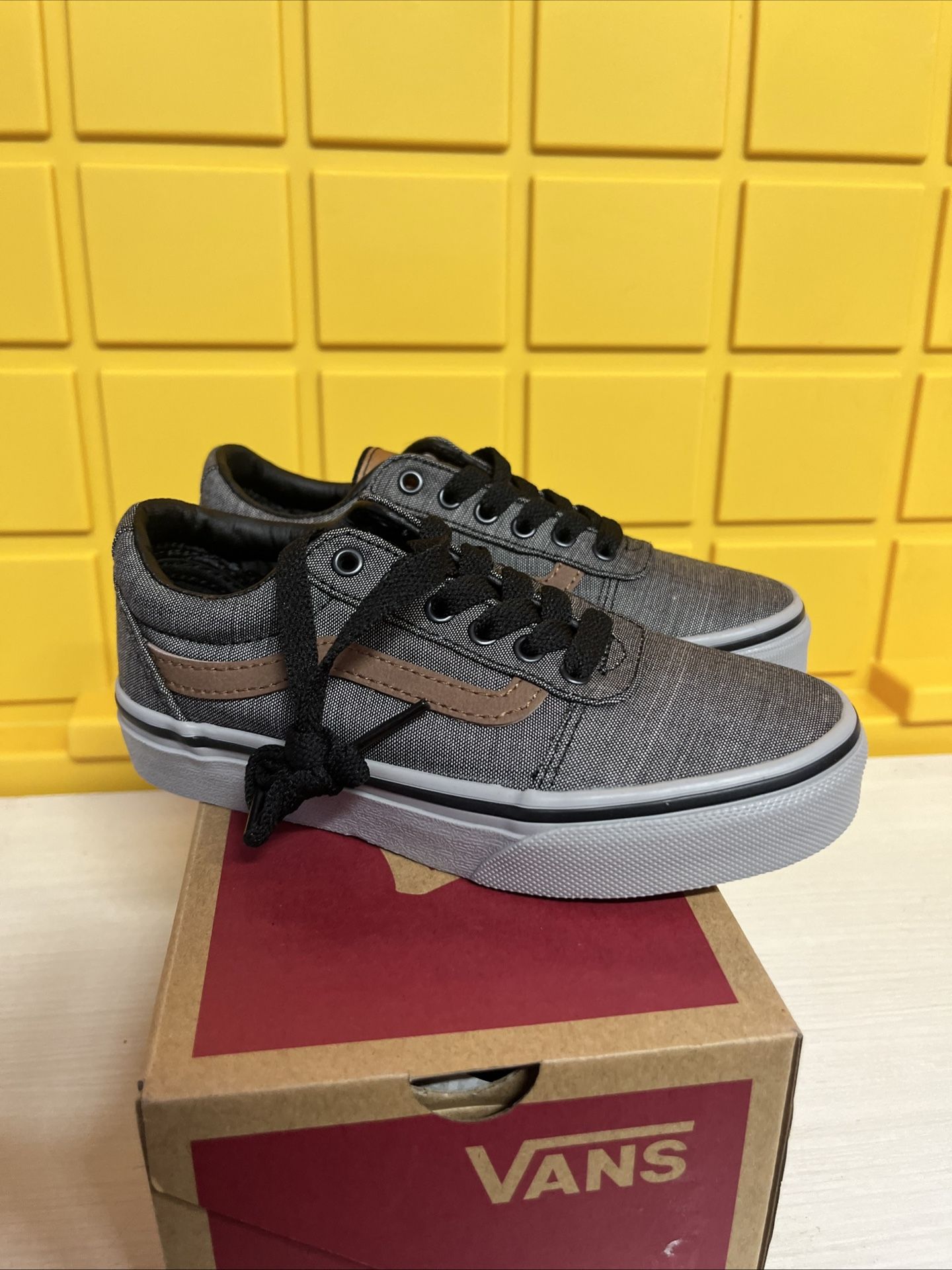 Vans Ward Kids Black Grey Shoes Sneaker Athletic Skater Casual NEW...