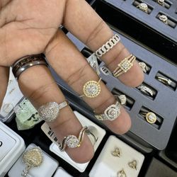Mother Day Spcl Pick Any 1 ( 10k Gold Real Daimond )
