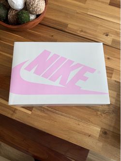 Travis Scott tropical pink