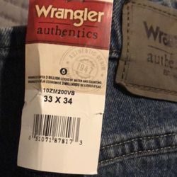Men’s NWT Wrangler Boot Cut Jeans  33x34