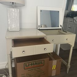 Desk With Chair