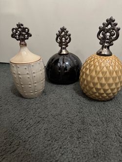 3 set ceramic decorative lidded jars