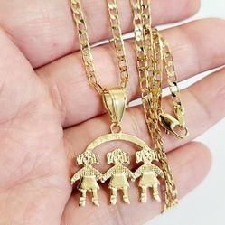 14k Gold Plated 3 Girls Necklace New