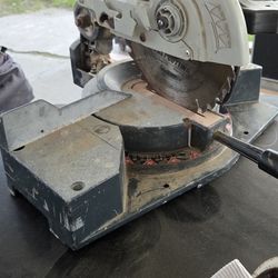 Craftsman 10" Compound Miter Saw