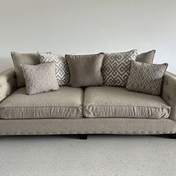 Make An Offer**Free Lamp Included