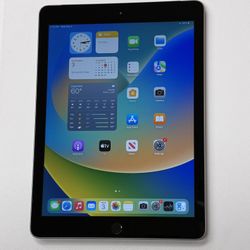 Apple iPad 5 5th Gen 32GB 9.7” Wi-Fi + Unlocked Cellular Space Gray Tablet