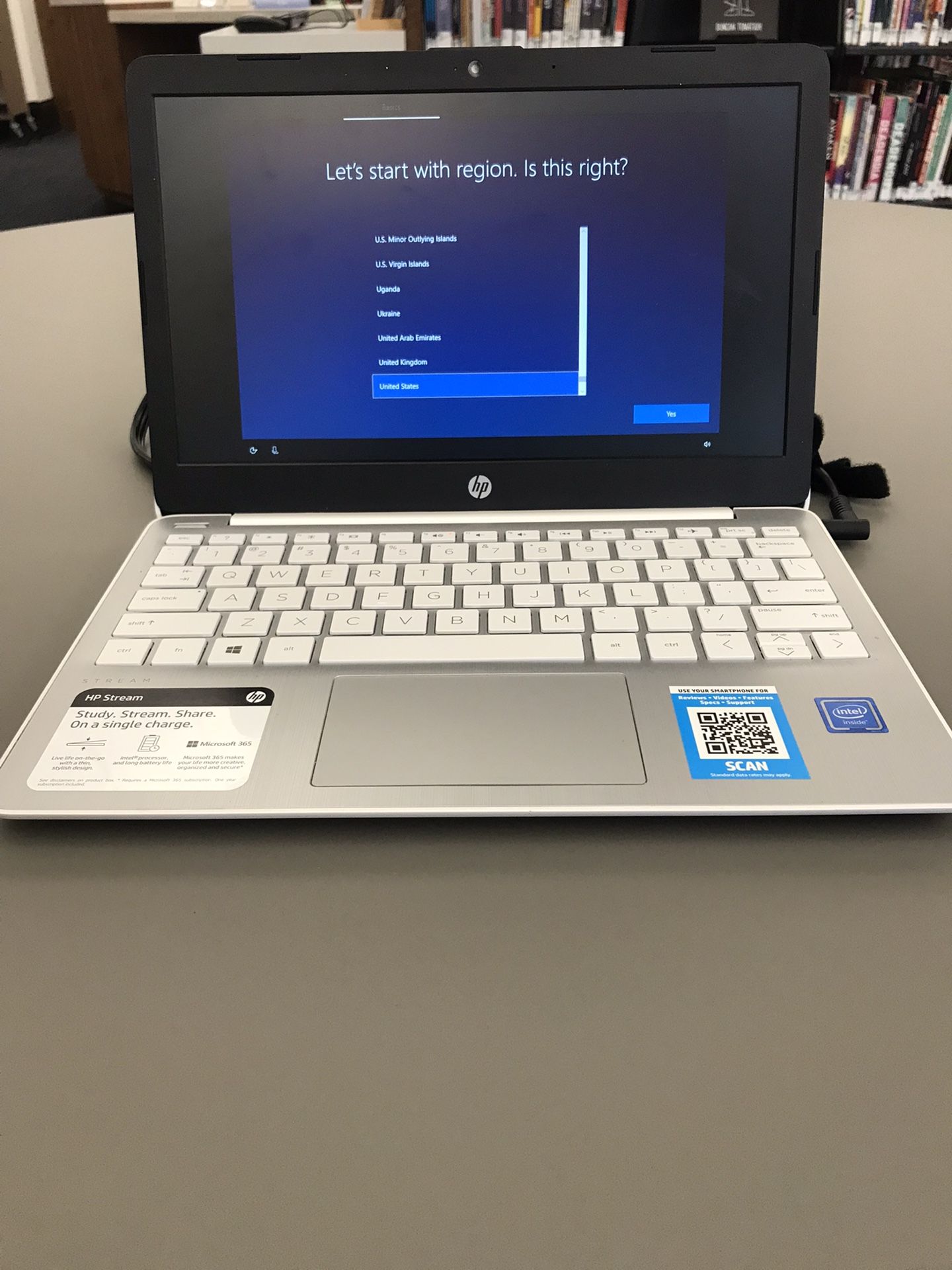 HP Stream 11 Laptop