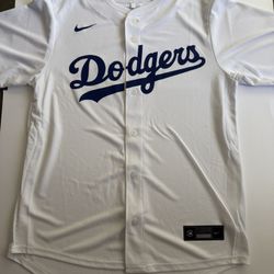 Los Angeles Dodger Home White Jersey, New Size Medium. Nike Brand