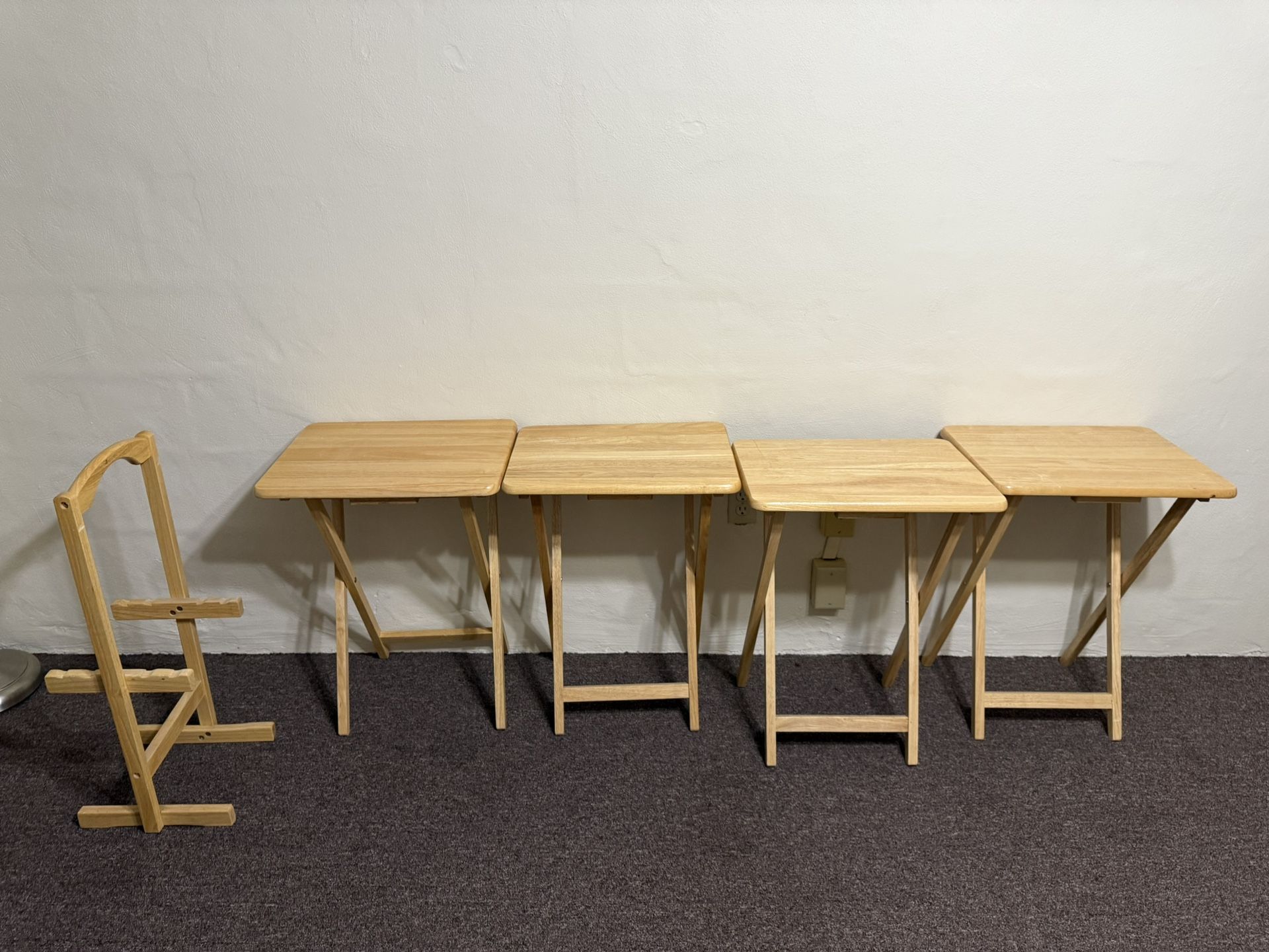 Foldable Wood Tables