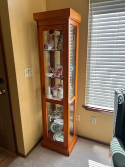 Curio cabinet