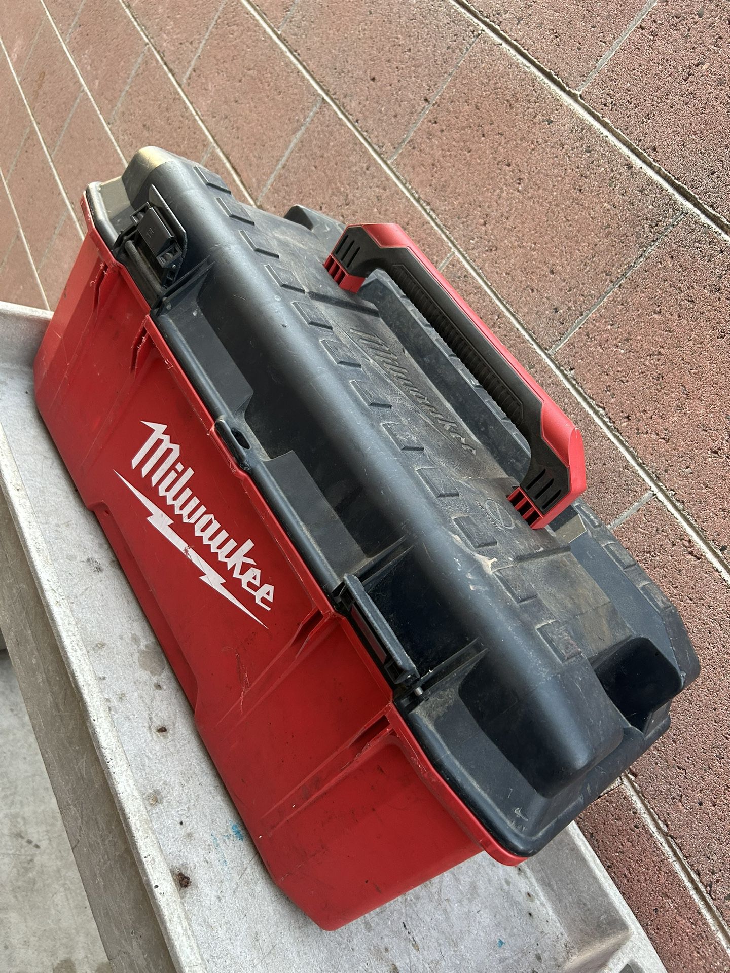 Milwaukee Tool Box 24”