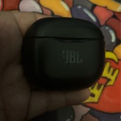 JBL TUNE 130NC TRUE WIRELESS NOISE CANCELLING IN-EAR EARBUDS - BLACK , Used