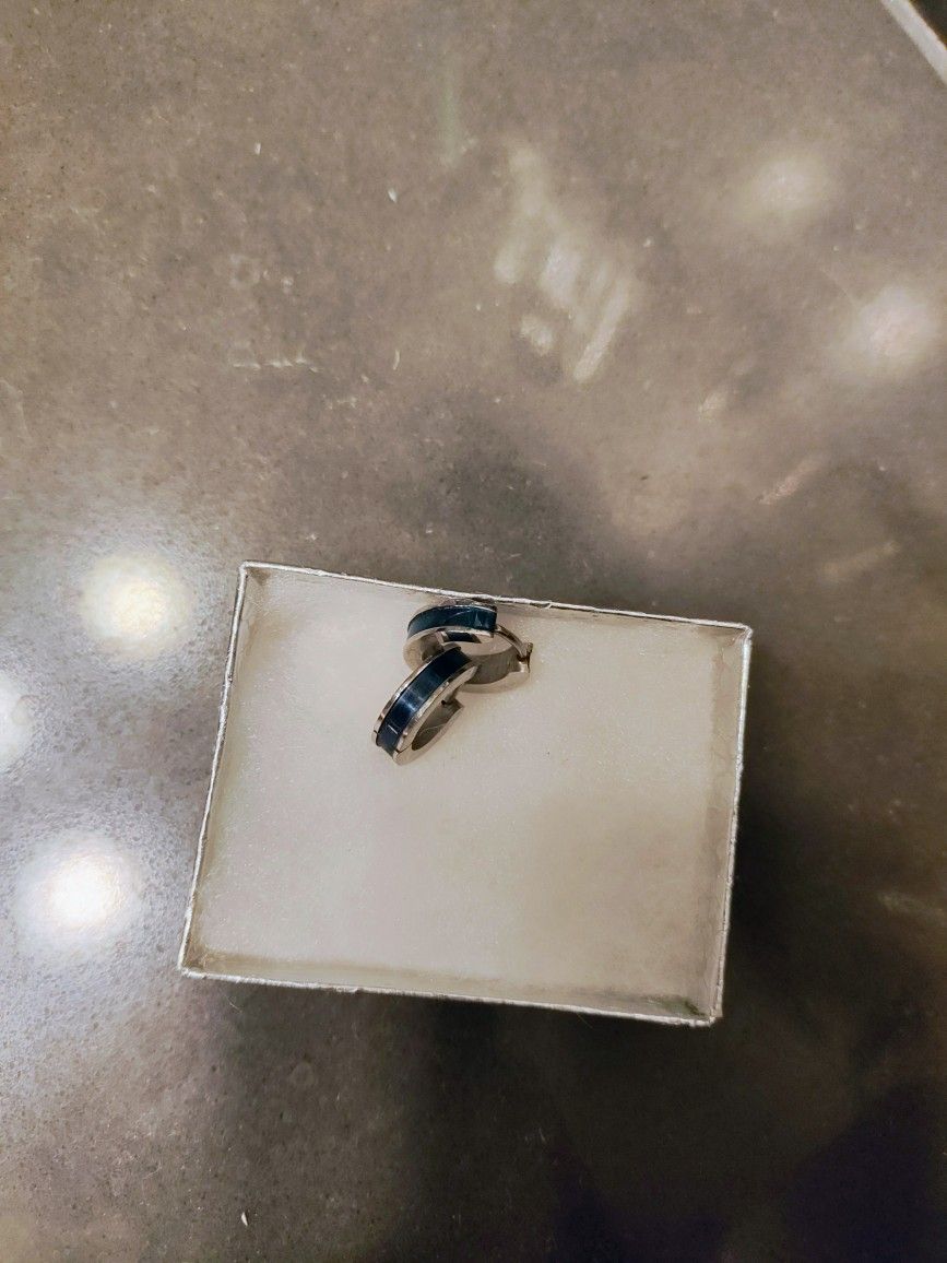 Men's Sterling Silver With Blue Sapphire Color 