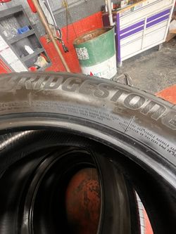 4 used semi new Bridgestone tires tu flats 275/45/20 