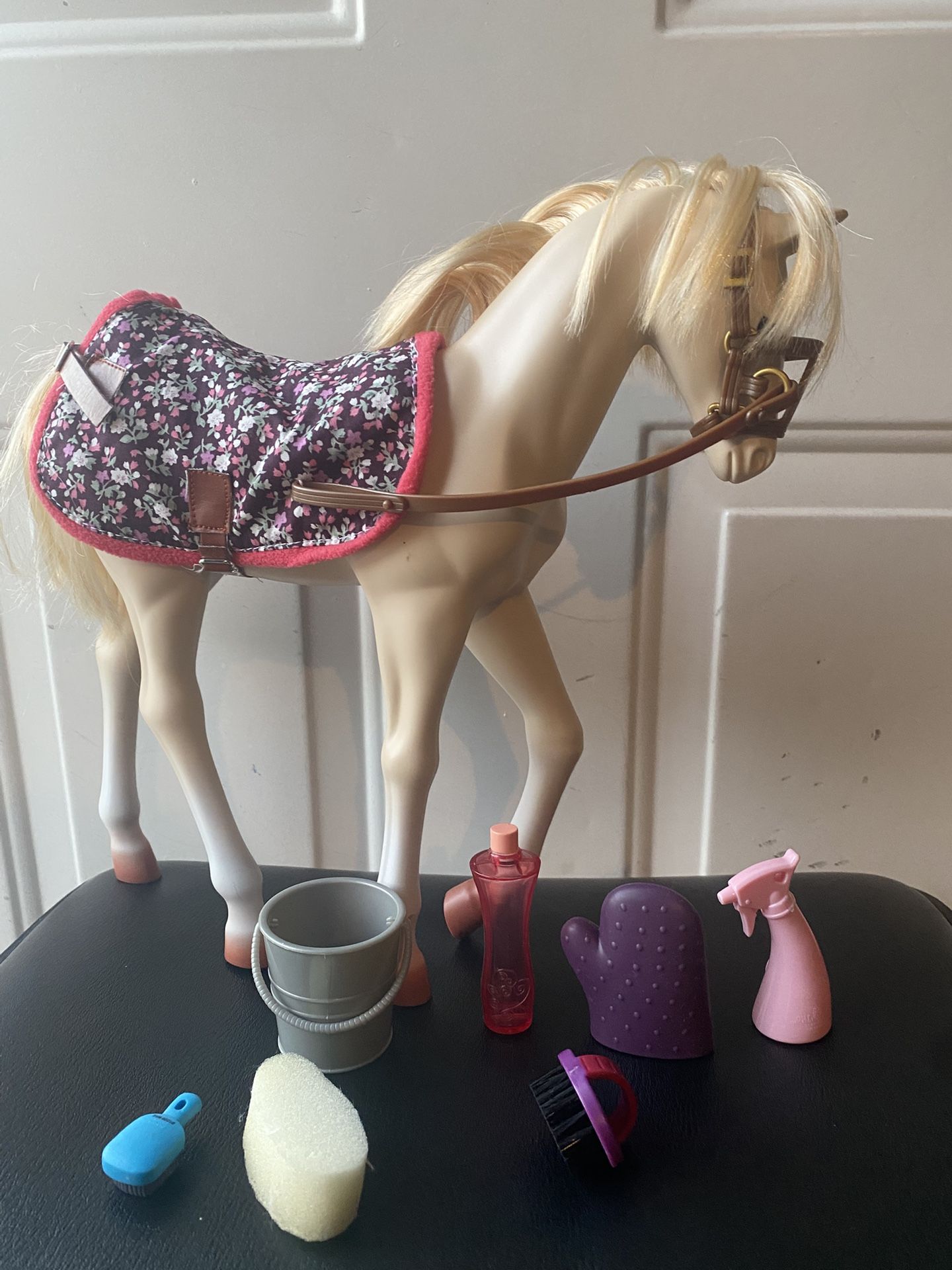 Our Generation Doll Palomino Horse Foal with Accessories